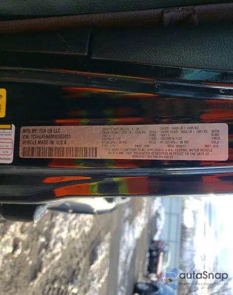 2021 Jeep Wrangler Unlimited Sahara z USA, uszkodzony, nr VIN 1C4HJXEN6MW505931